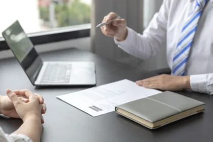 What is the Role of an Human Resources Manager? Qualities and Principles